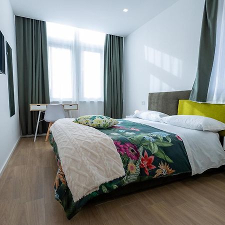 Perla Sul Mare Apartments Giardini Naxos Ngoại thất bức ảnh
