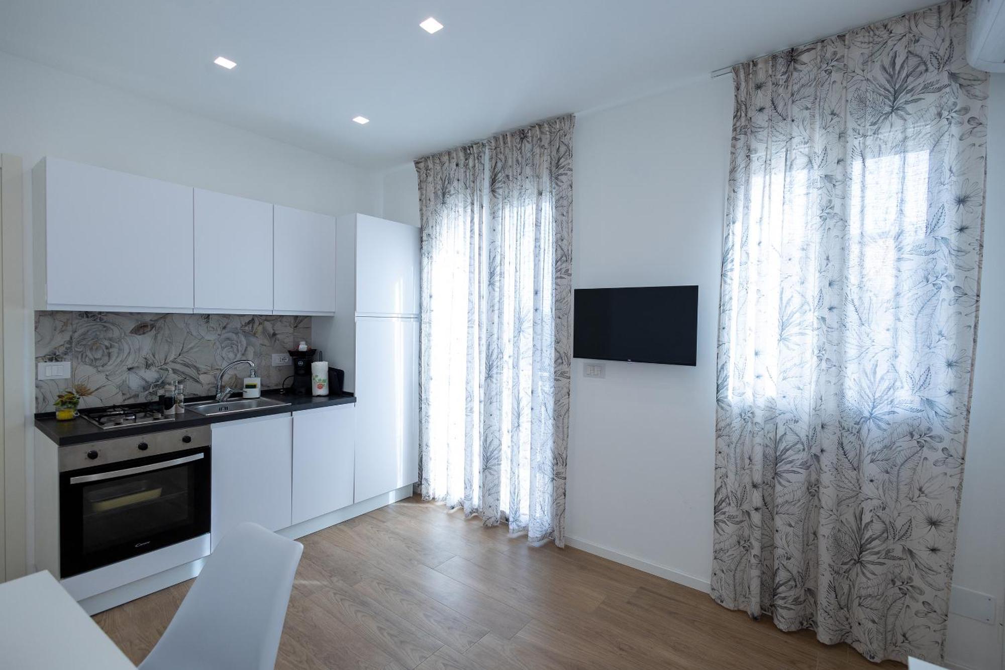 Perla Sul Mare Apartments Giardini Naxos Ngoại thất bức ảnh